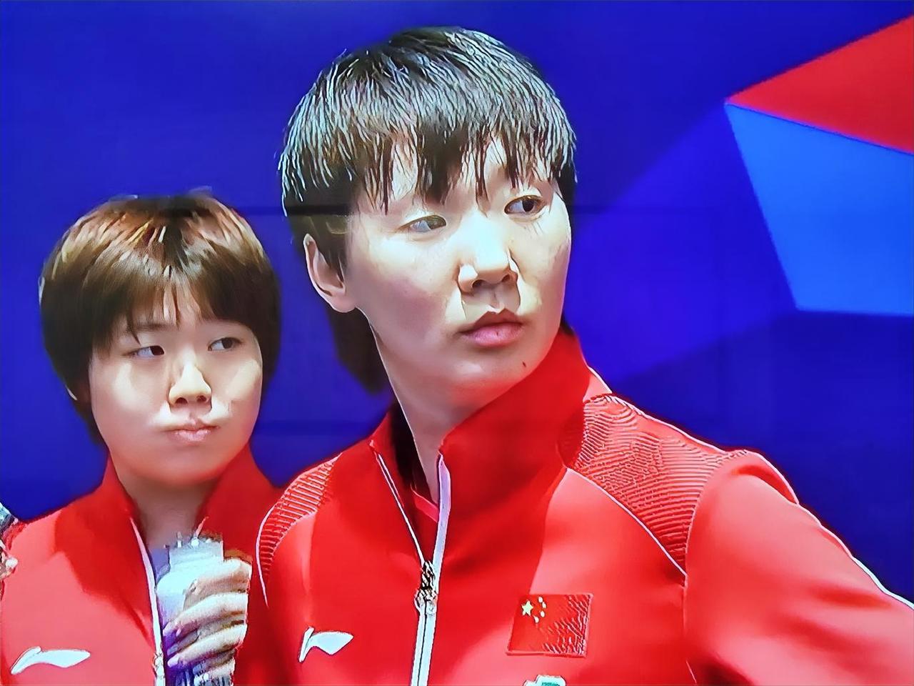 给世乒赛中韩女团之战的六名球员打分：王曼昱：国乒一单，10分王艺迪：国乒三