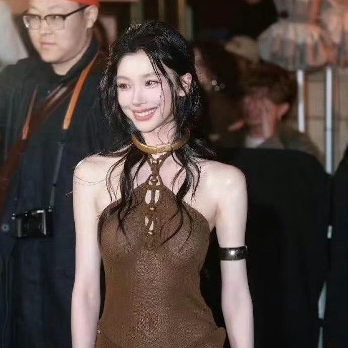 再这样下去易梦玲貌似可以进军娱乐圈