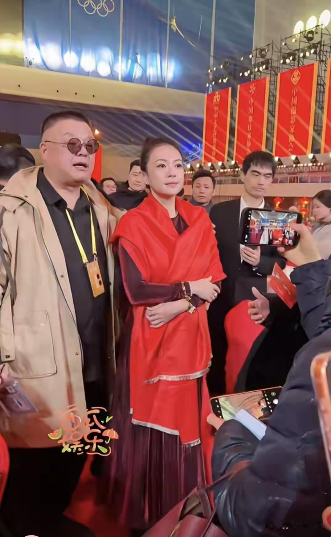 离婚后的章子怡状态肉眼可见的越来越好，为子怡点赞！章子怡是个坚强要强的女人，离婚