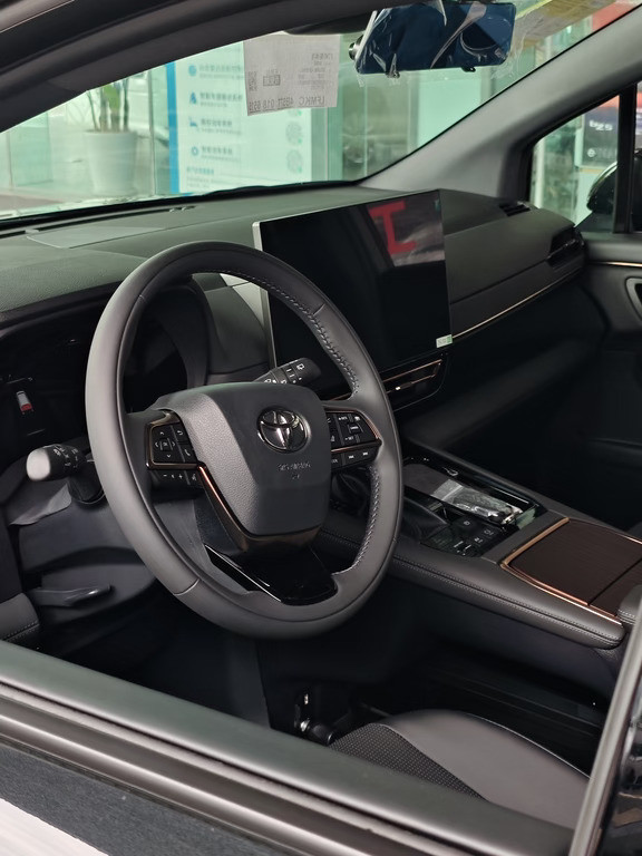 老公说：他选中了，就这内饰！🚗