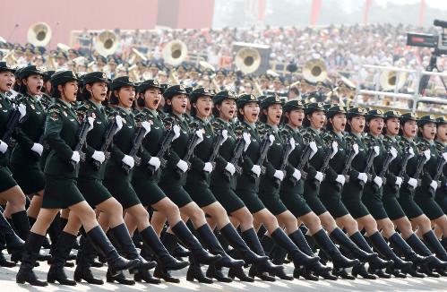 为啥全球不大规模招募女兵？精准答案只有一个，就是即便九成男人都死在战场上，剩下那