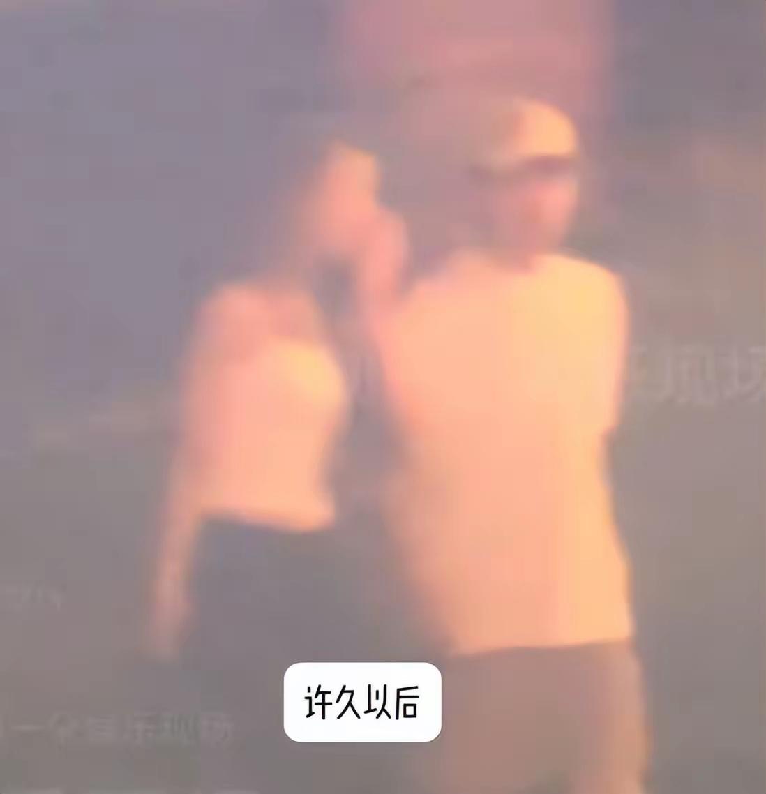 【郭麒麟女友？】想当年郭德纲想撮合儿子与孟非的女儿在一起，被孟非不接话。如今