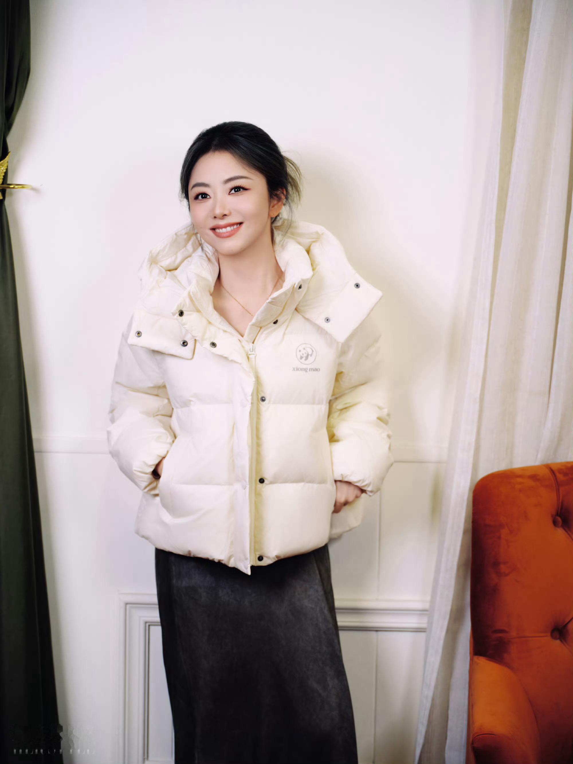 瑞丽伊人风尚谭松韵