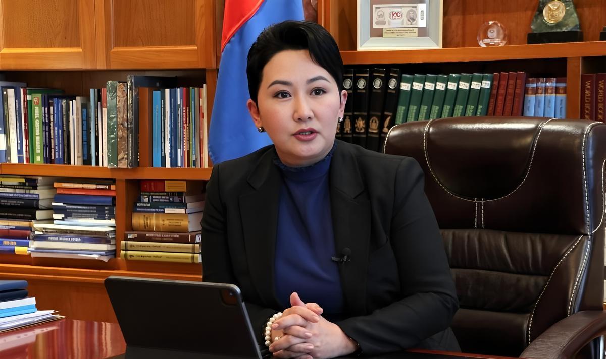 王毅刚结束访问，蒙古就出事了！奥尤陶勒盖铜矿对华出口路被堵！6月15日，王毅外