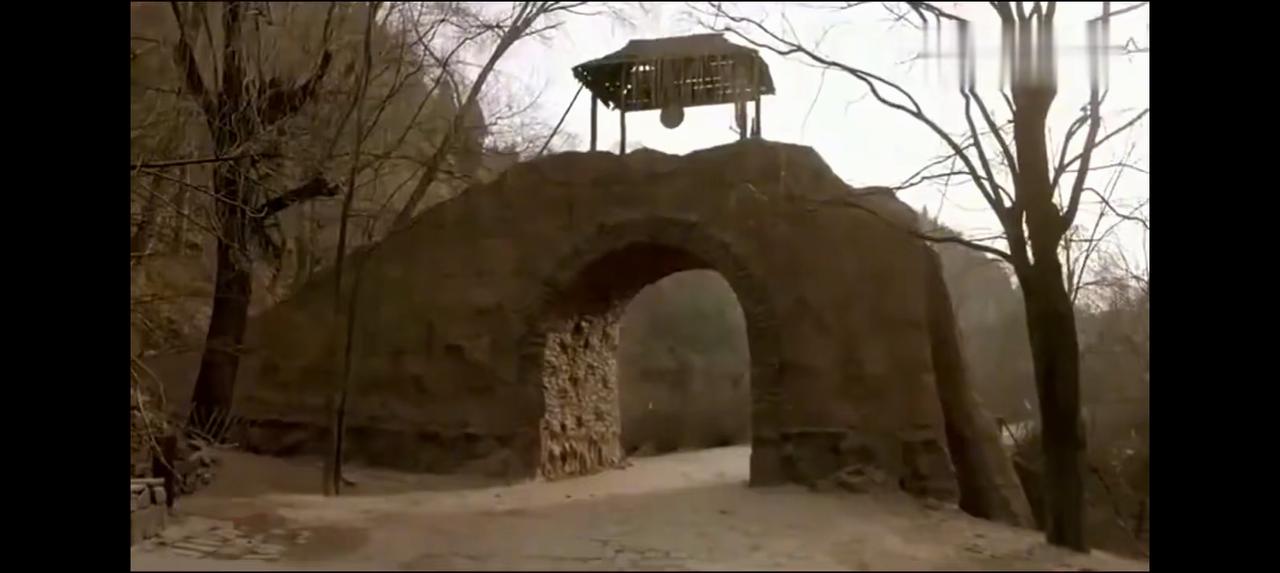 穷人的爱好——网上有人问：“有没有适合穷人的不花钱的爱好？”评论区的答案是：