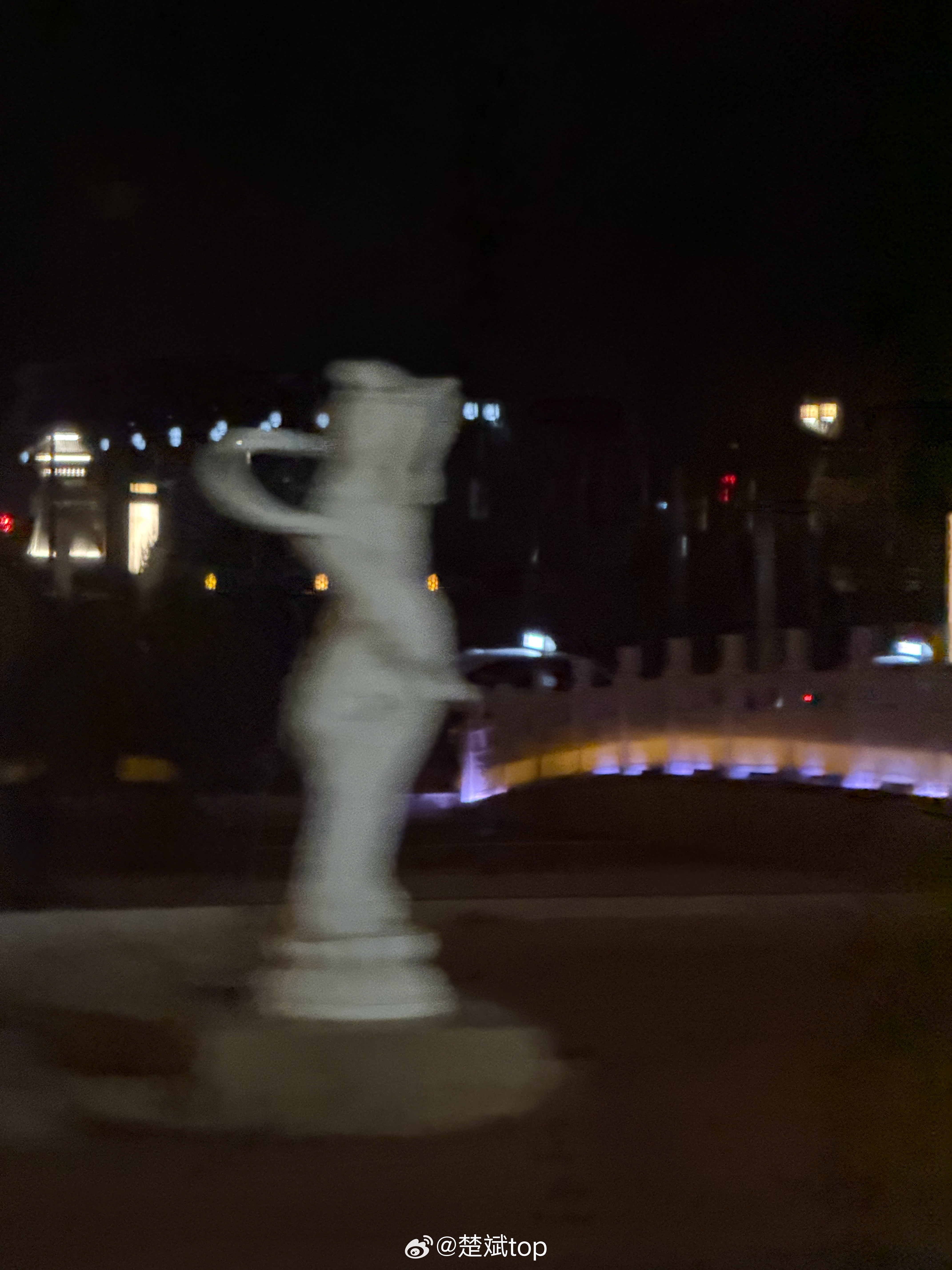 都啥时候了，敦煌竟然还下雪