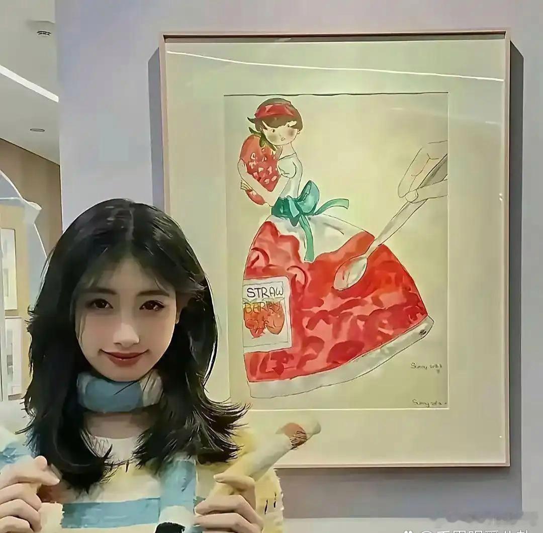 左边是冯‏小刚女儿的画﻿‎，右⁠边是李湘女儿的‎﻿画，大家觉得她‏俩‎‏在绘画‎