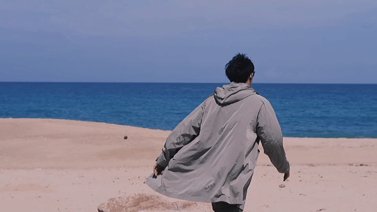 刚跟UU说今年跨年黄景瑜要去浮南卫视，她说好像在海南录制啊，我说是的，海口，她回