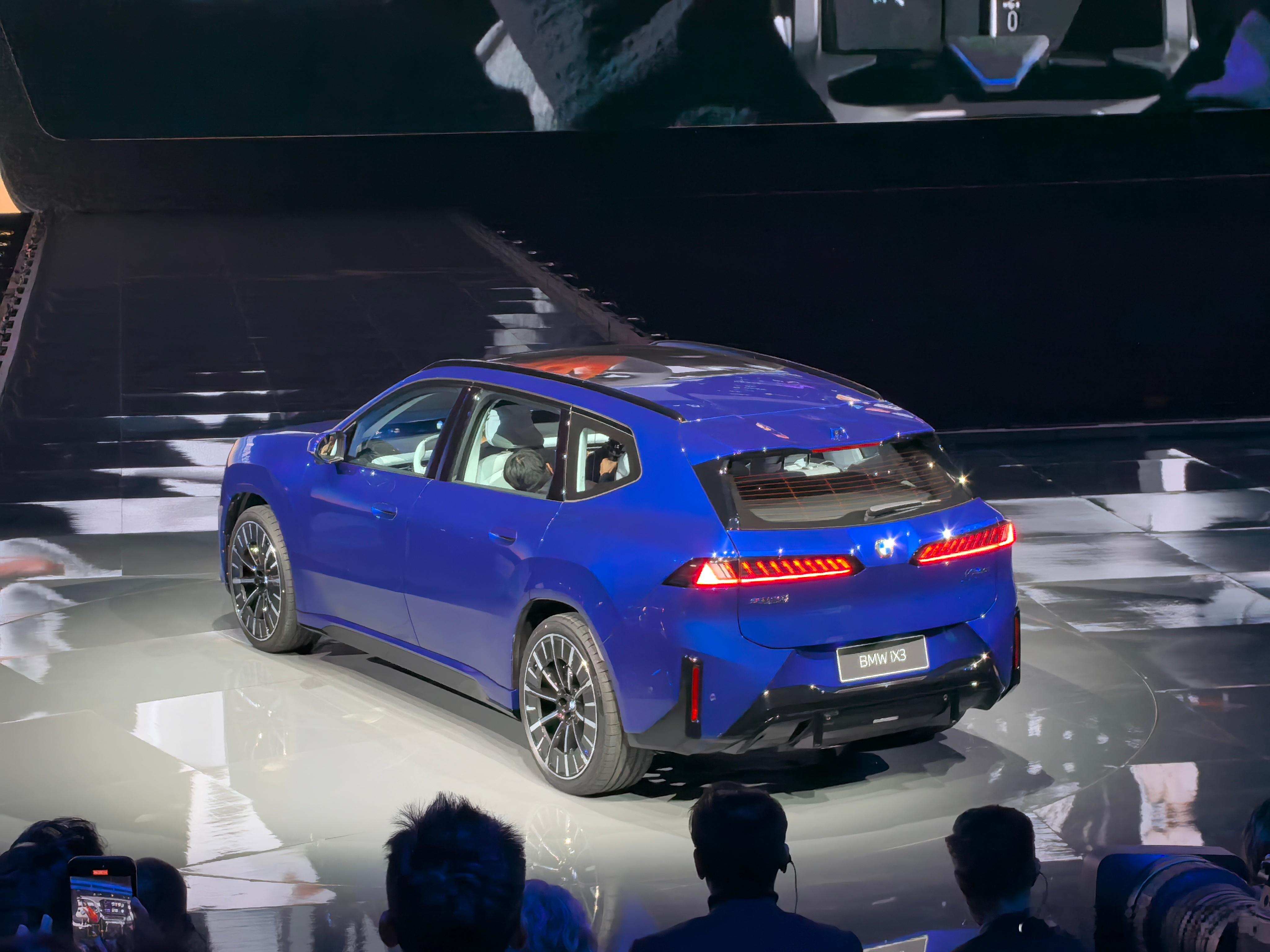 宝马iX3长轴距版正式亮相4月22日，宝马iX3长轴距版于BMW品牌之夜正式