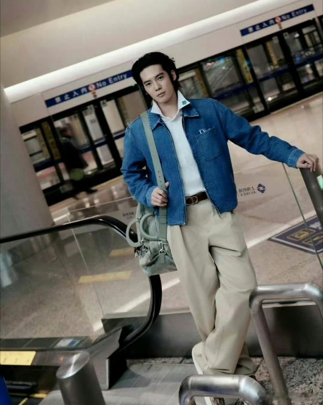 王鹤棣、于适、田嘉瑞时装周出发图，谁的状态更好