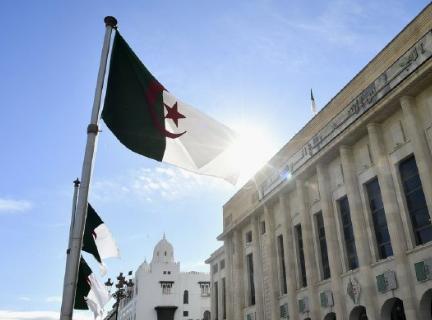 阿尔及利亚国民议会于2025年12月24日通过一项具有象征意义的法律，正式宣布法