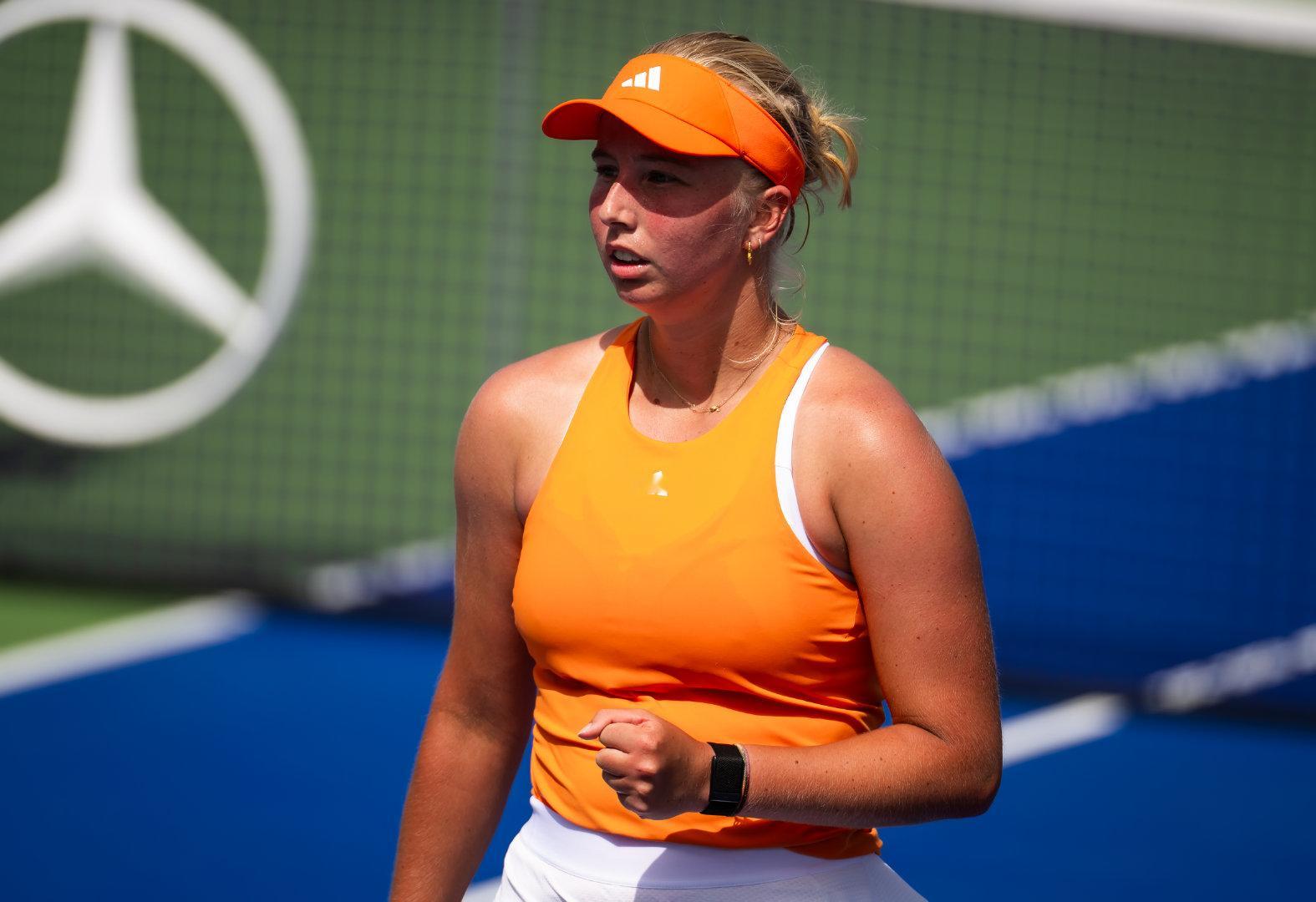 陶森再进迪拜站八强👊WTA1000迪拜站第三轮，去年赛会亚军、12号种子陶森以