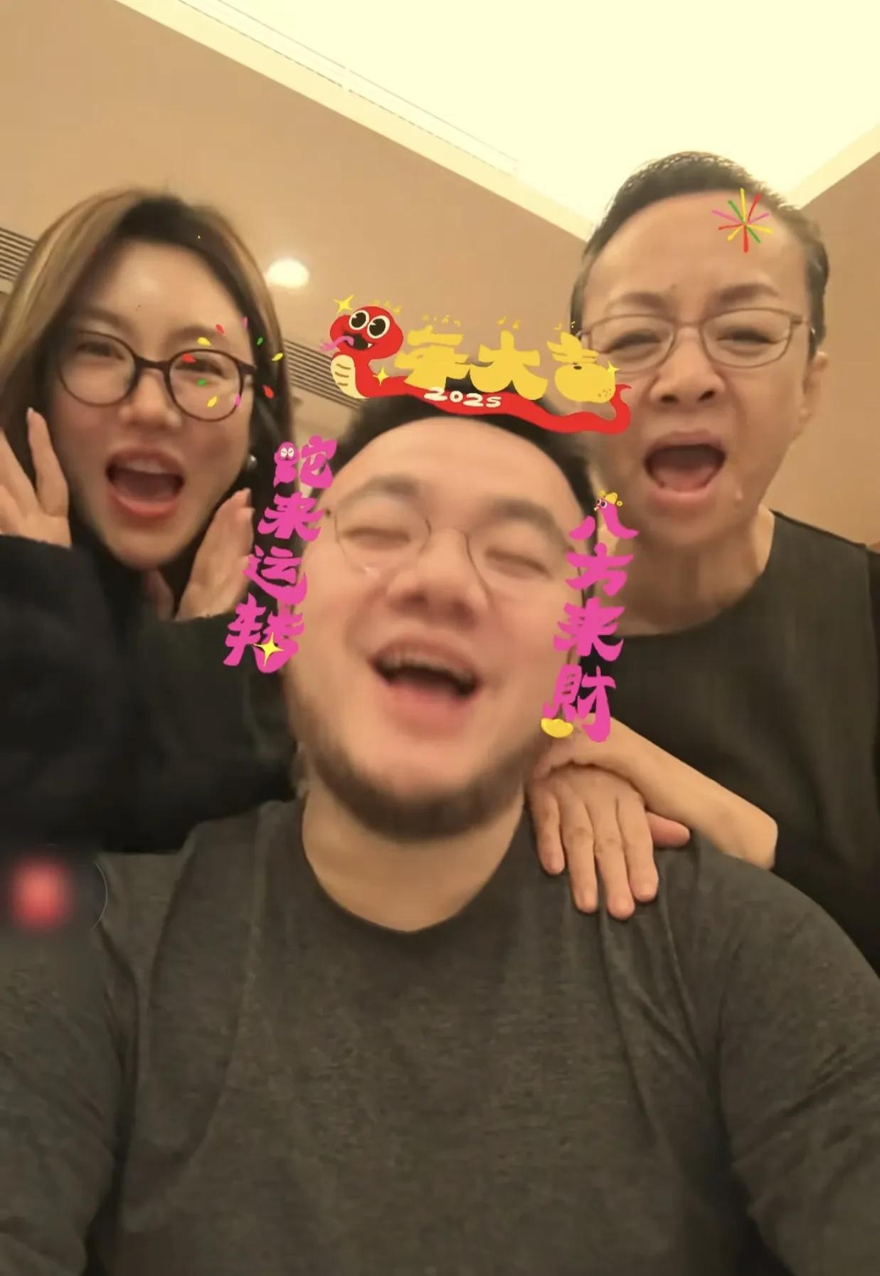 星二代们想借着父母辈的光环，直播带货走捷径，就应该学学巴图两口子。人家以前靠宋