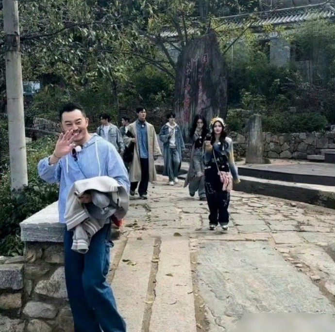 孟子义快88斤了？！好奇她到底多高，这身材比例也太优越了吧