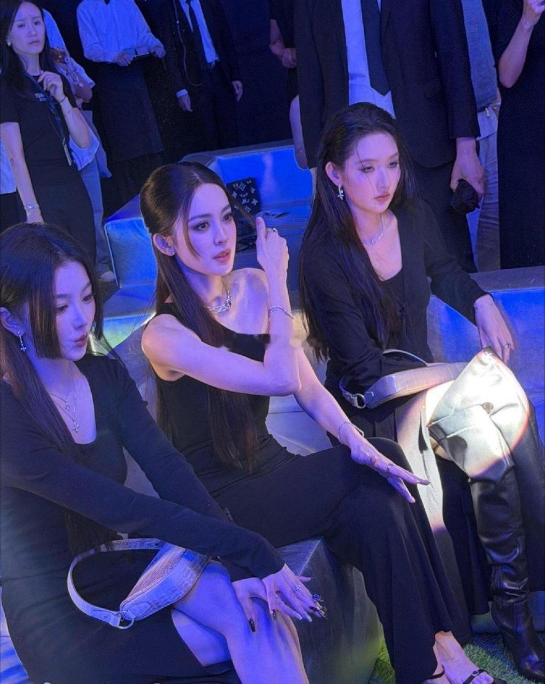 好权威的三张脸啊，娜扎可以说是内娱顶美了吧​​​