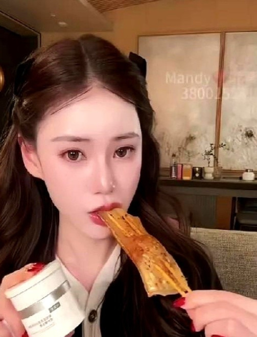 马小梅果然是狠人！张兰都佩服！别看马小梅一副弱不禁风的样子，但做起事来那