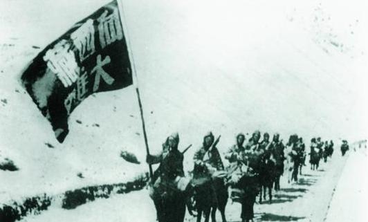 1951年，藏北阿里的驻军断粮，连马都杀了吃。眼瞅着全军就要饿死，小战士贡保干了