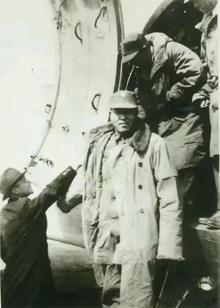 1947年6月，原中共山东分局书记、原八路军山东纵队政委，中共华东局副书记、山东