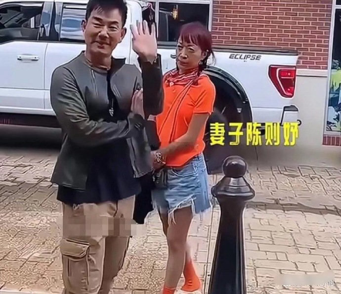 这居然是任贤齐的女儿，基因是完全遗传了妈妈的。
