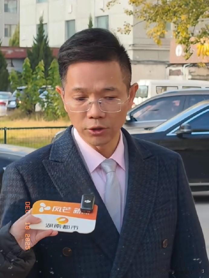 李圣律师的行程安排总是备受瞩目，这次前往河南，更是引发了外界的种种猜测和热议！