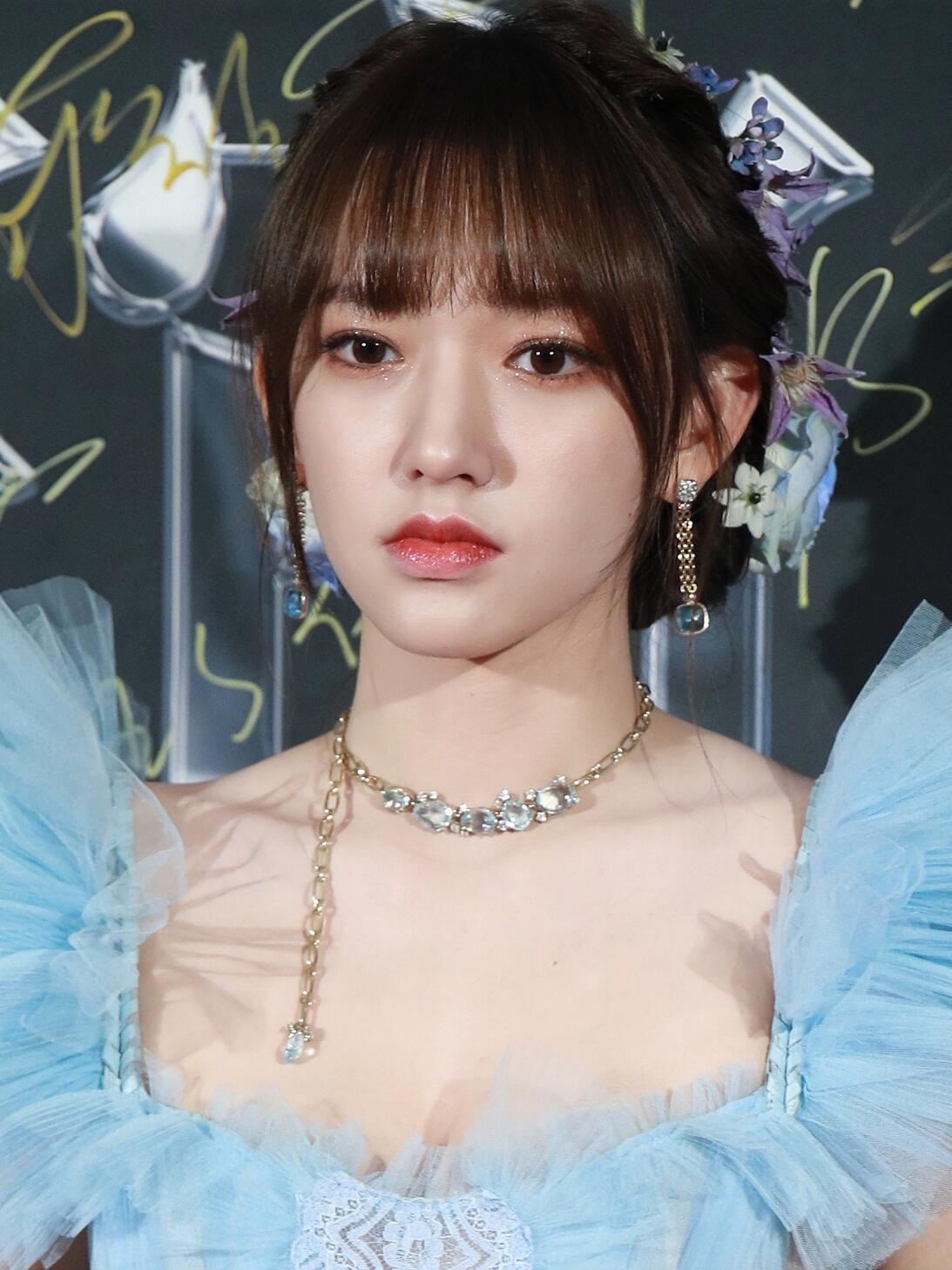 谁能用一句歌词，形容程潇这笑容的含糖量？