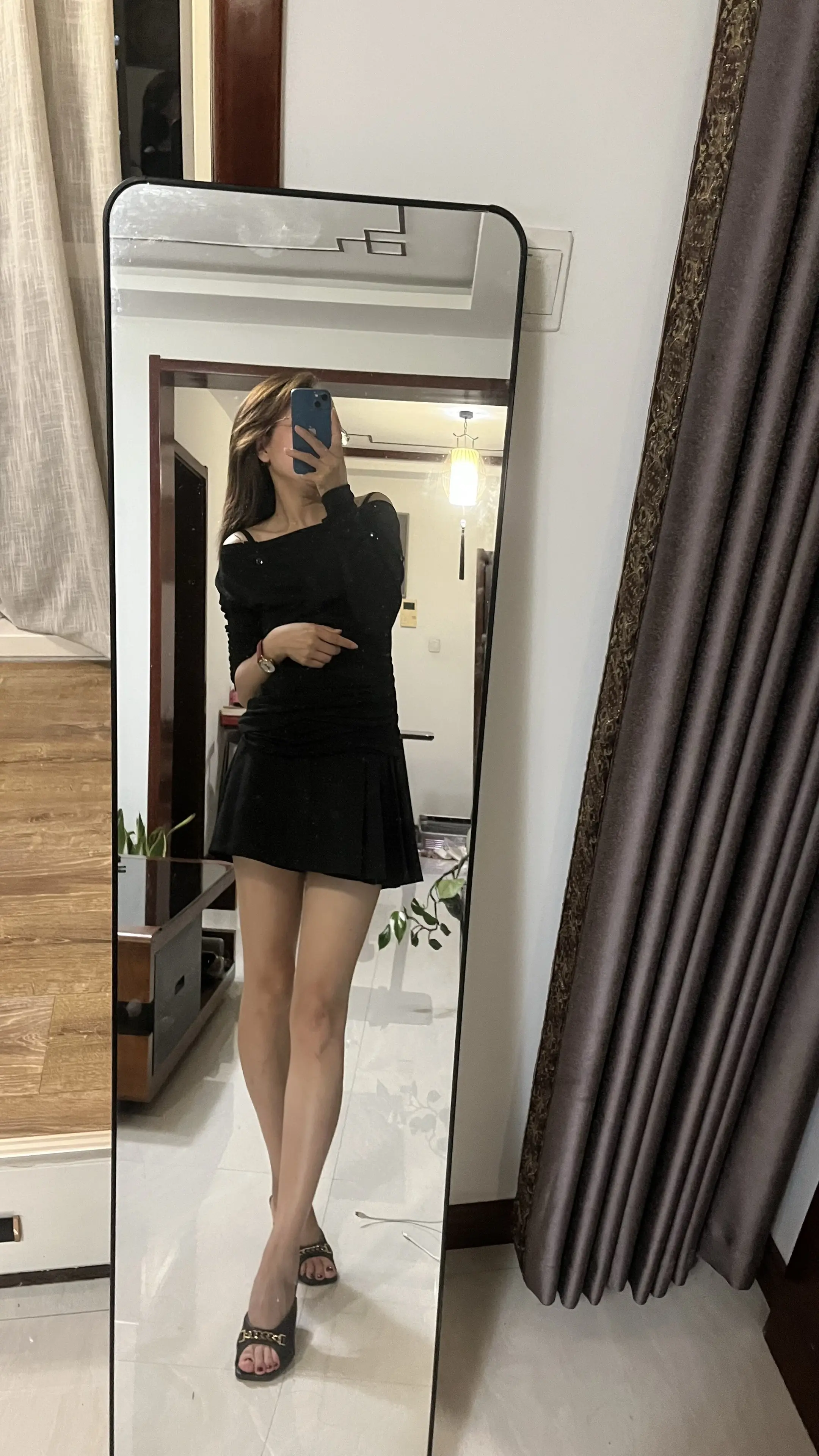 钟爱红色。