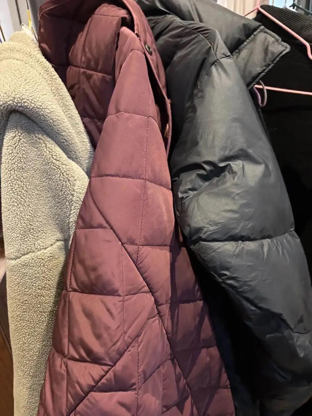 一位在杭州做服装贸易的大姐说：“最近天天刷新闻到凌晨，就看这中东局势的新闻，