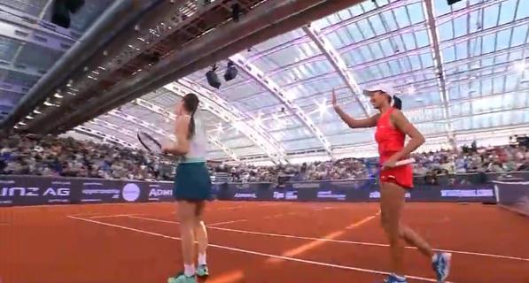 WTA500🇦🇹林茨站女双半决赛[1]🇨🇳张帅/🇷🇴科斯蒂亚7-5