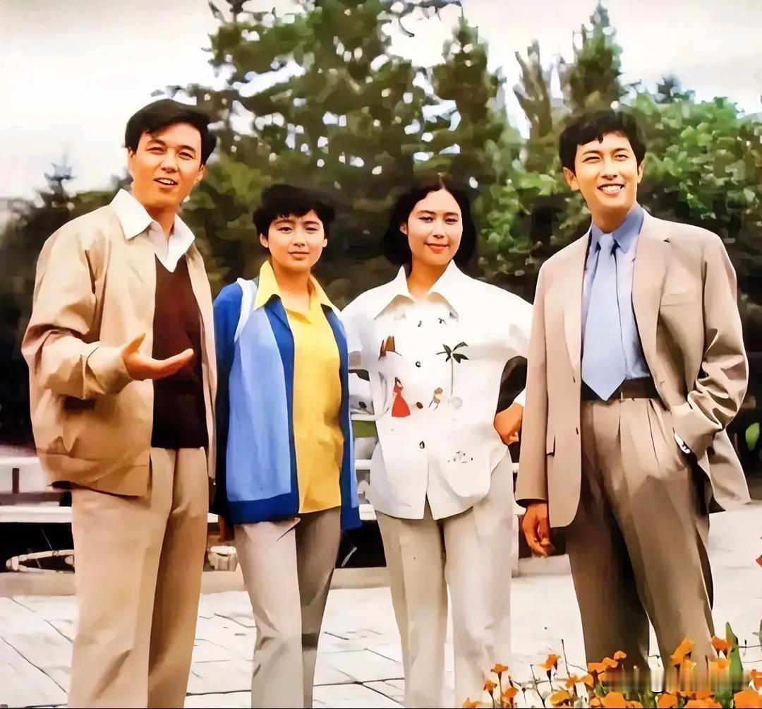 如果能把这4个都认出来的，估计至少也得60后了吧？这4位是80年代最受观众欢迎