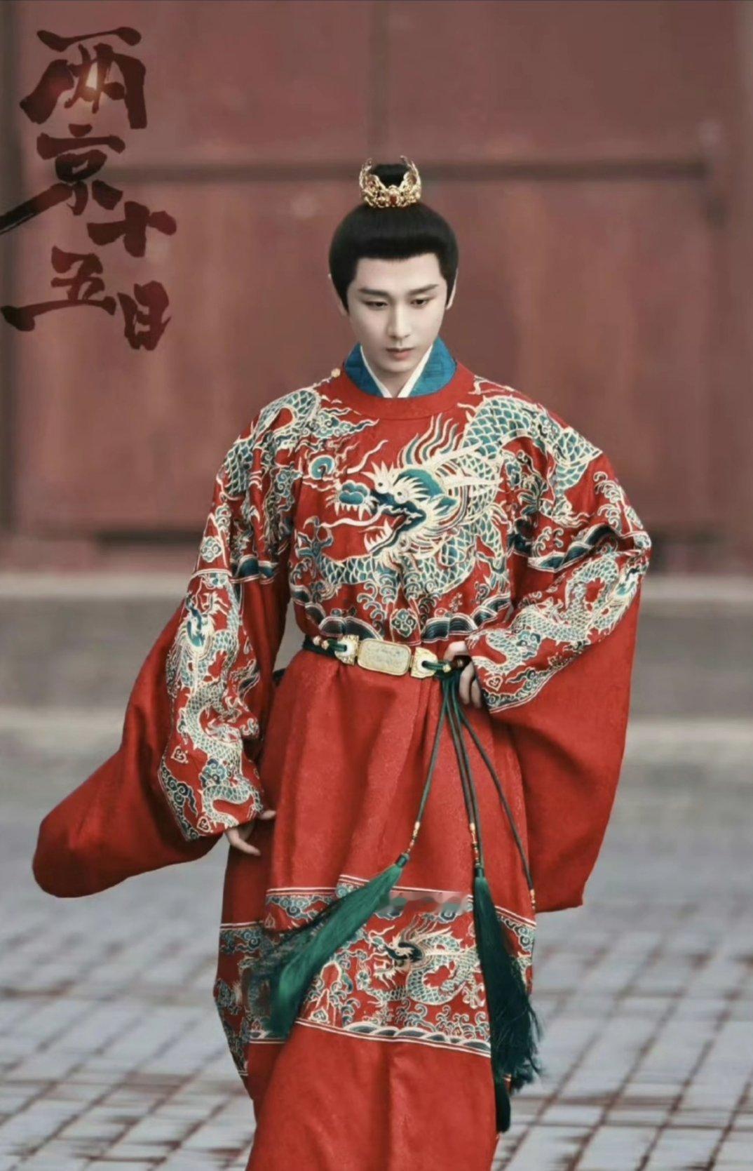 明天爱奇艺世界大会，招商悦享会，这两天都有预热，大家尽量这几天都在线，一番大男主