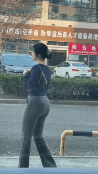 故意展示一下，怎么没人看我？