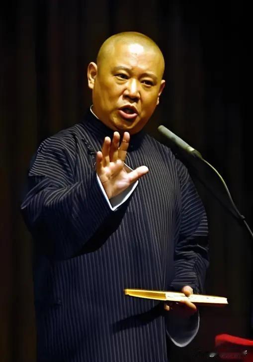 一次，郭德纲在节目中说道：“皇上死了叫驾崩，和尚死了叫圆寂，英雄死了叫牺牲。”此