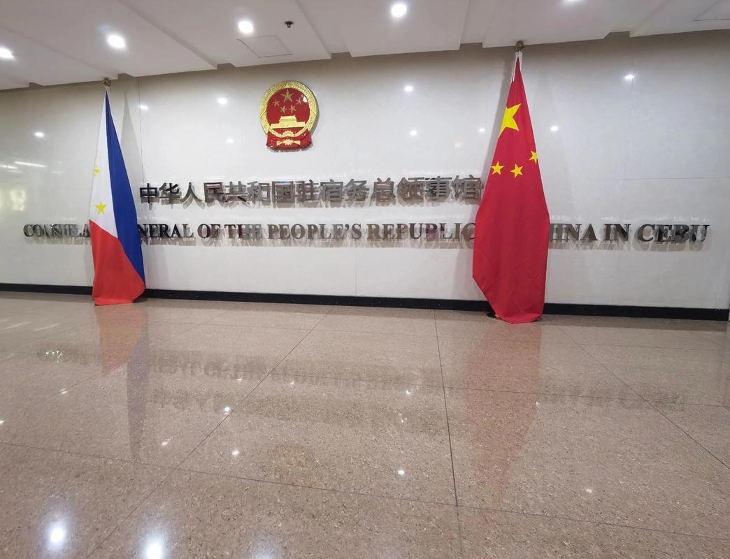 越南一直在南海闷头填岛，规模都超过我们了，中国为啥不拦？不是咱不管，而是菲律宾才