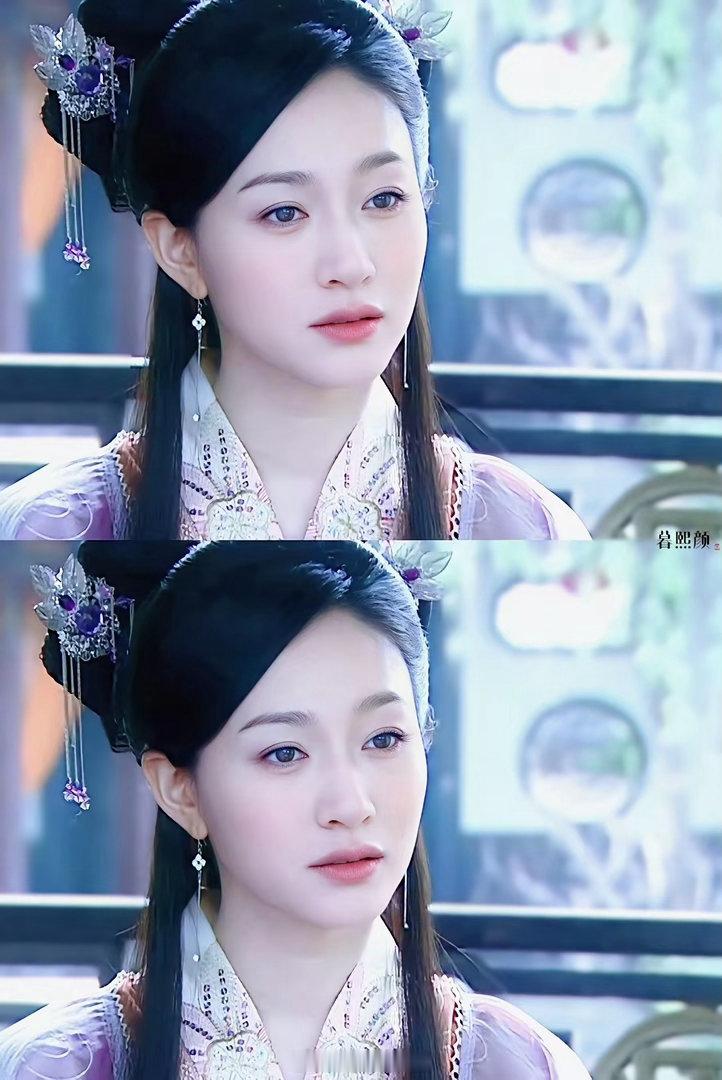 为什么李小冉的颜，放到现在依然没有代餐？这清冷倔强感太绝了！