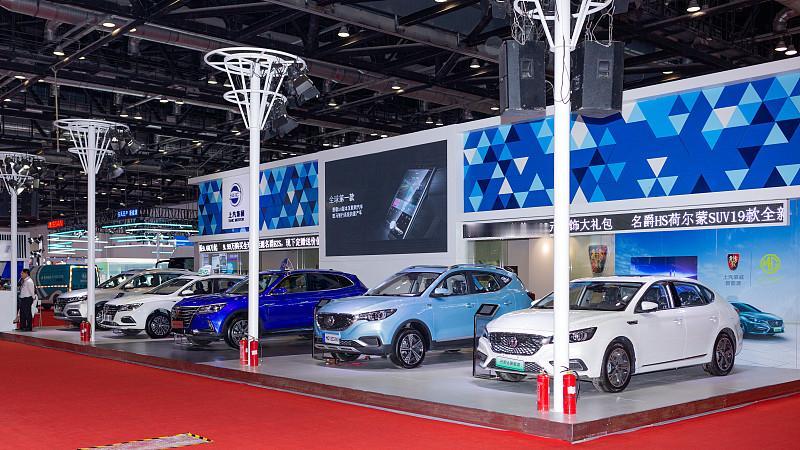 燃油车，真的回不去了最近一组数据，把老车主看沉默了。2026年8月，新车
