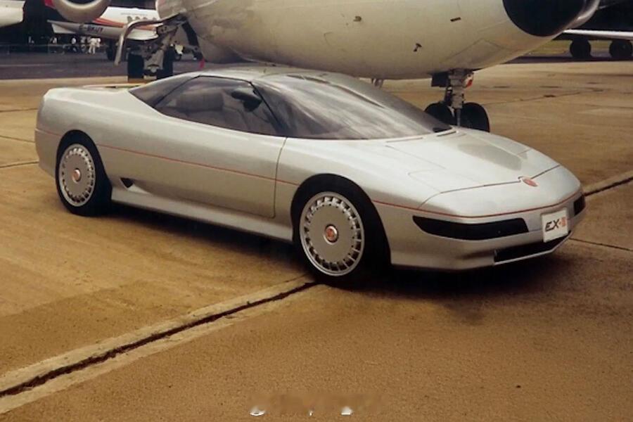 设计麦戈文作品集（autocar）