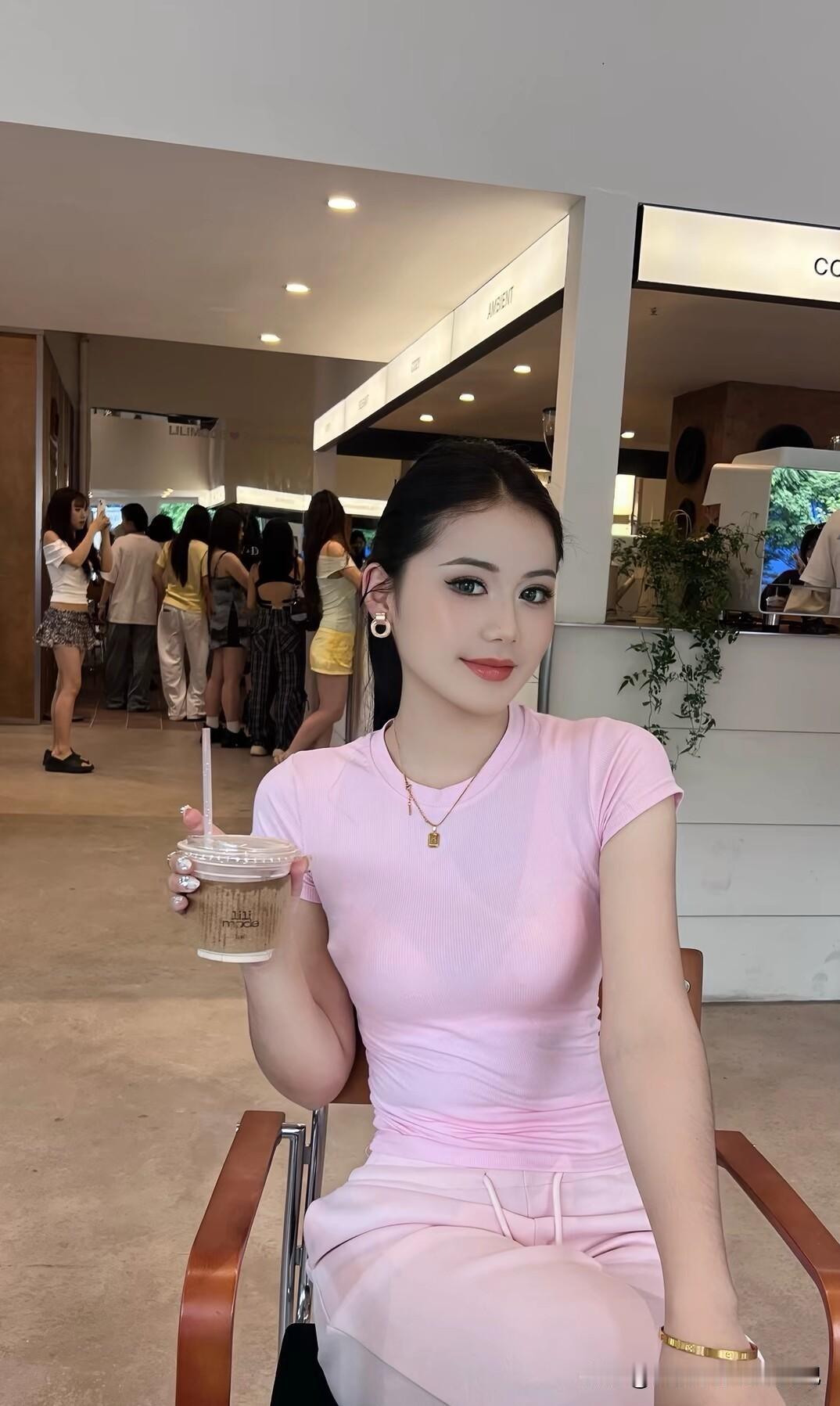 精致女孩最可爱