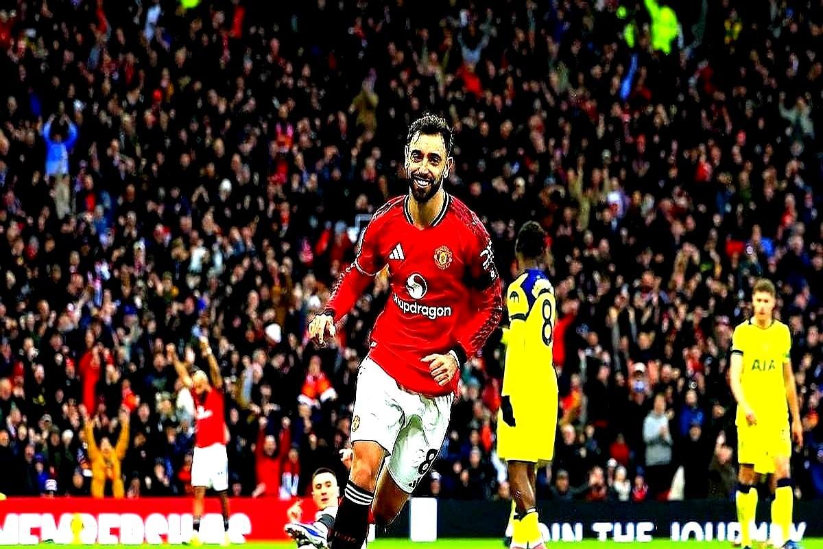 曼联花2亿买的前锋，被前任教练用成废铁，卡里克只对他俩说了两句话，直接盘活了。