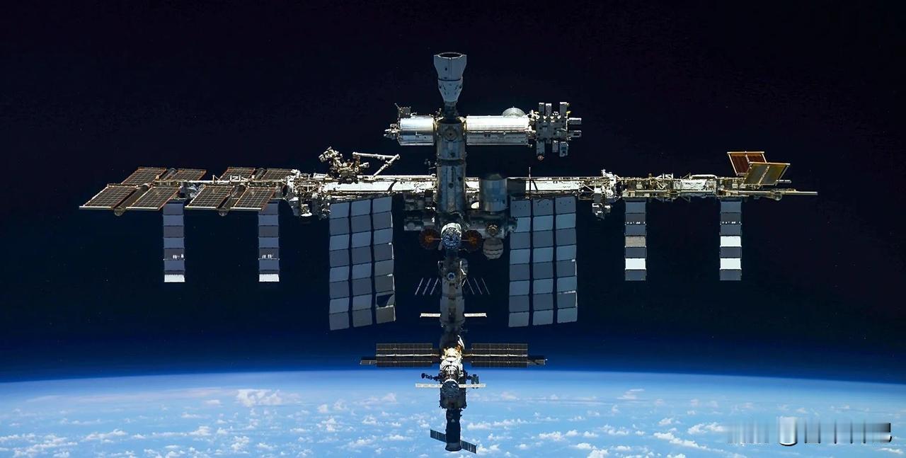 美国专家怒批：禁与中国航天合作，NASA科学家只能偷偷申请样品？说真的，谁能