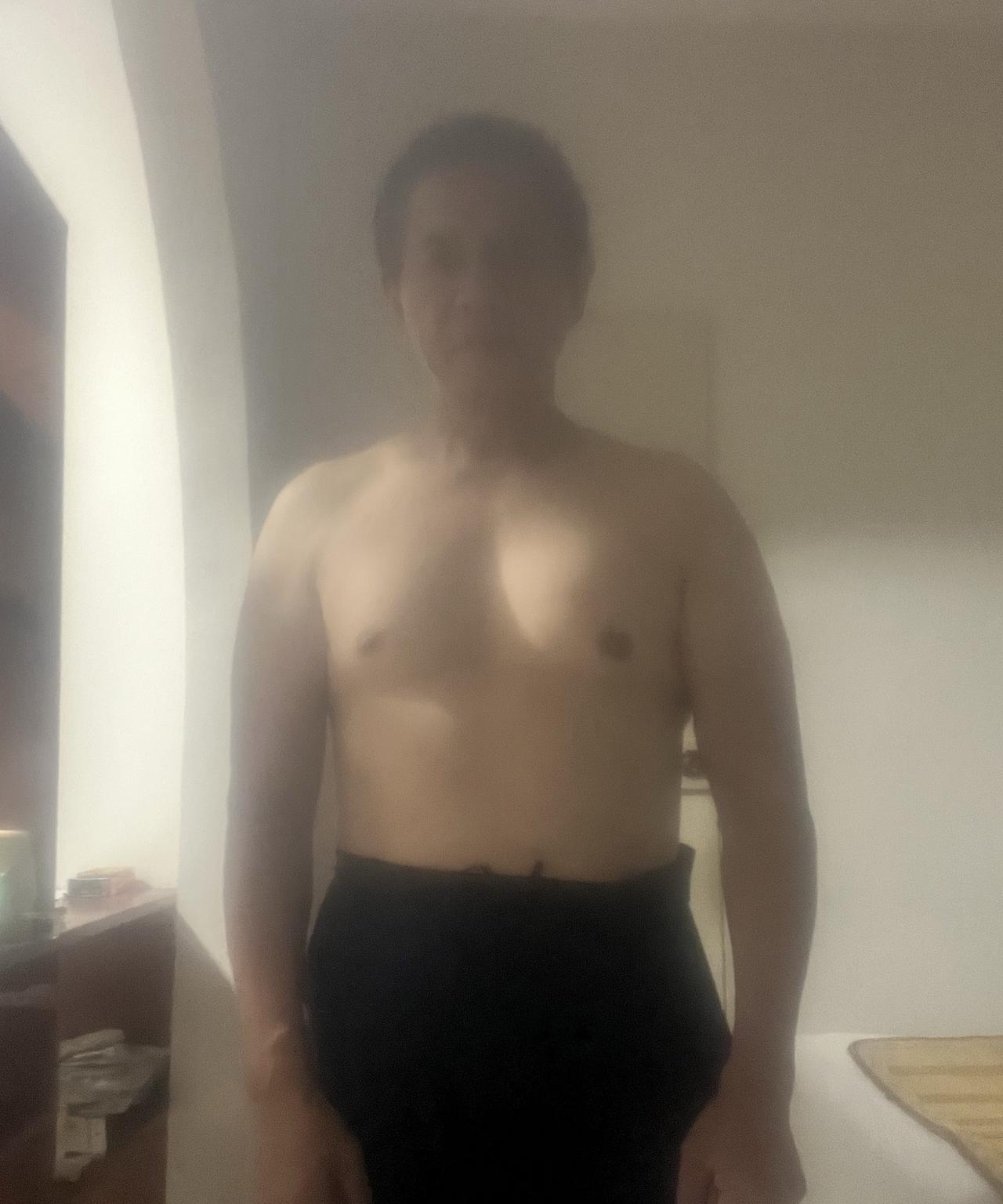 #老了什么是你的底气#人老了身体保养好、口袋装着两片钱就是老人家最大的底气，我