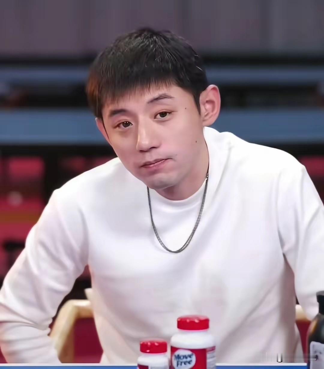 越来越觉得：张继科对国乒主力评价，还真是“入木三分”！张继科评价王楚钦，他说