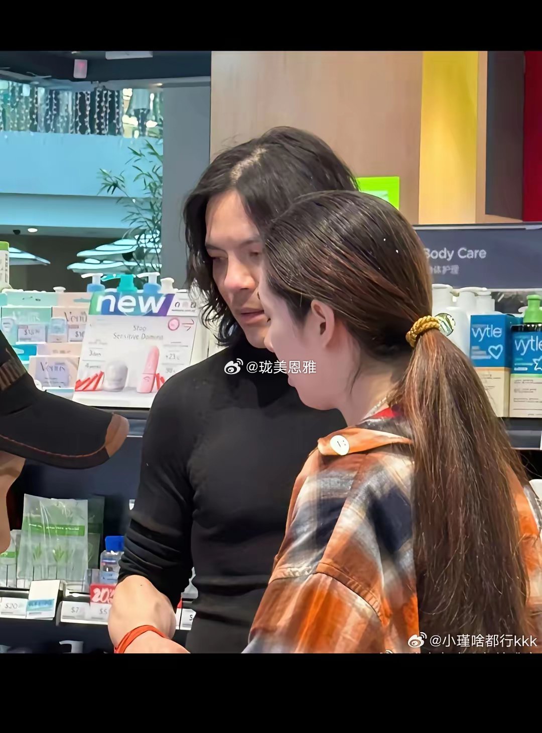 豪门太太里面最低调的一个！怪不得婆婆那么喜欢她，漂亮懂事又孝顺​​​