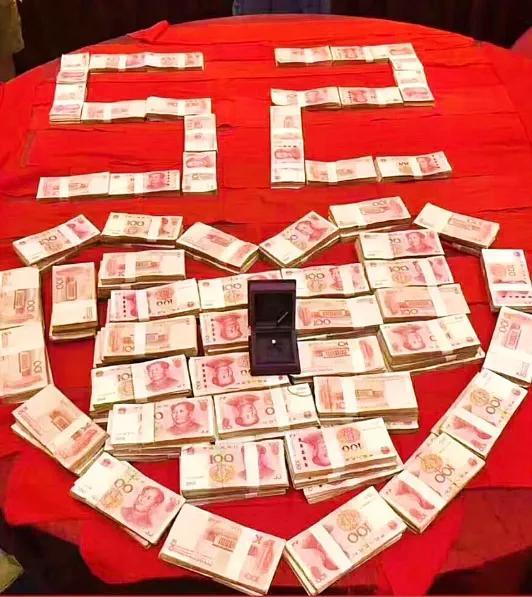 大家别怪江西彩礼高了因为大部分江西人的婚姻是在江西本省内完成的，高彩礼的形成是有