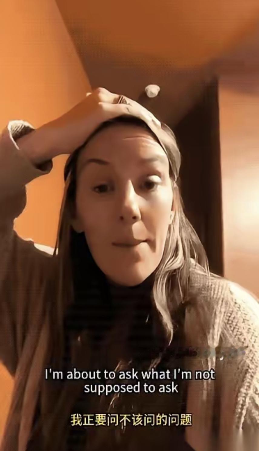 最近网上有个帖子挺火，说美国一华裔妈妈急得不行。她女儿学校的数学课，二十多个孩子