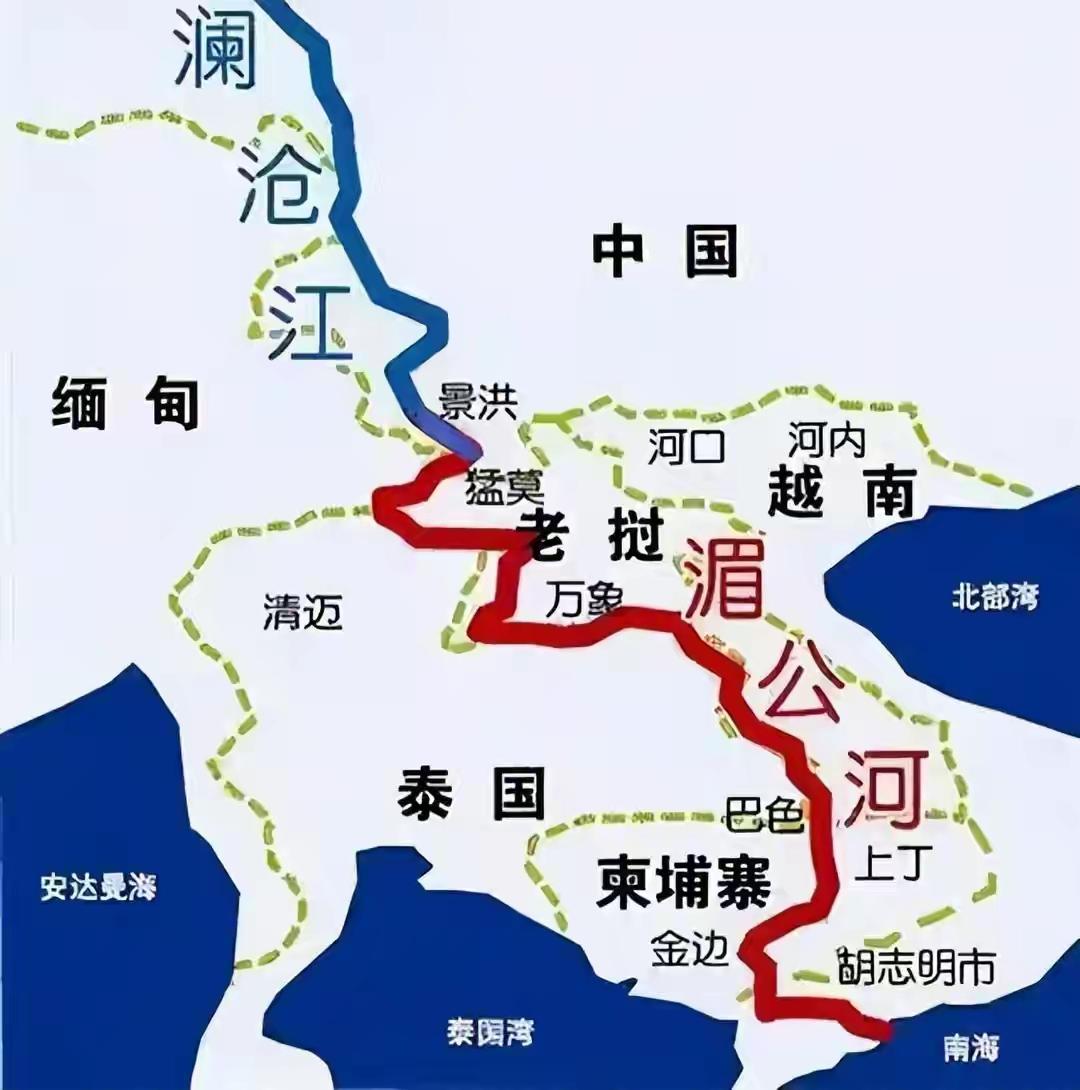 在历史上，越南一直都在努力的把老挝，柬埔寨都纳入他的范围。当时三国都是法国的殖