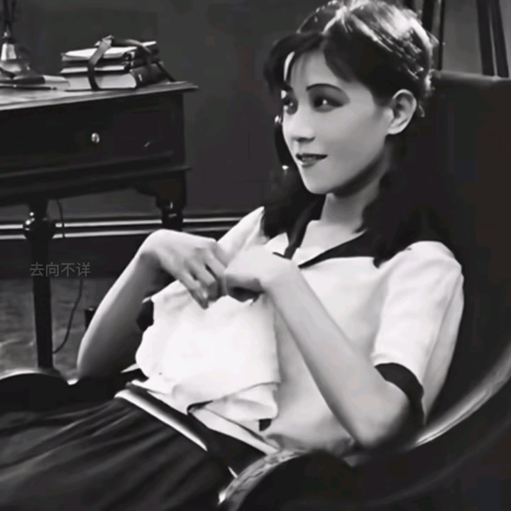 阮玲玉跨越了时代，看她过去的影像资料，感觉比现在的女孩还要时尚，最难能可贵的，是