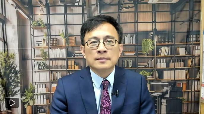 “拔剑四顾无人战”，彭文正一句话为何能让台湾政坛集体失声？他公开宣告自己是岛内首