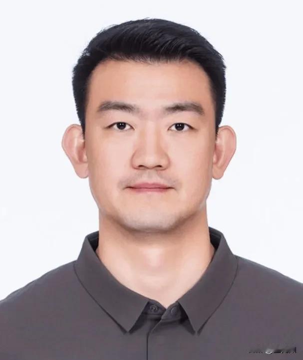 难道王博真的江郎才尽了吗？难道没有孙铭徽，广厦连四强都进不了了吗？今晚广厦我只看