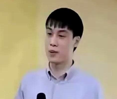 大公主慌了，网传知道内情人士透露，宗家在编撰族谱的时候有意将长孙写进族谱，但宗老