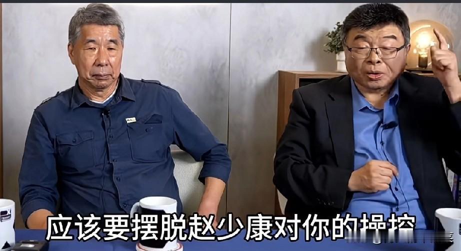 蔡正元提示郝龙斌：赶紧脱离赵少康才是最好的办法。郝龙斌今天就听了蔡正元的话，